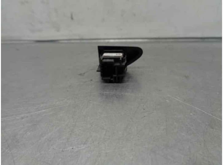 Recambio de warning para renault clio iv (bh_) 1.5 dci 90 referencia OEM IAM 262907372R 2