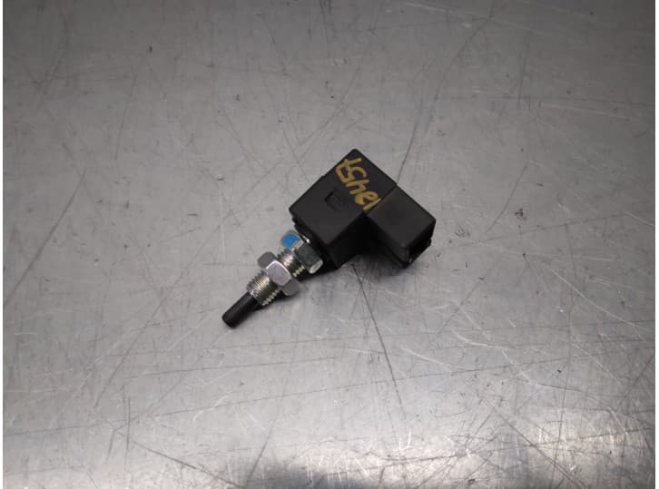 Recambio de interruptor para kia rio iii (ub) 1.4 crdi referencia OEM IAM 4731653