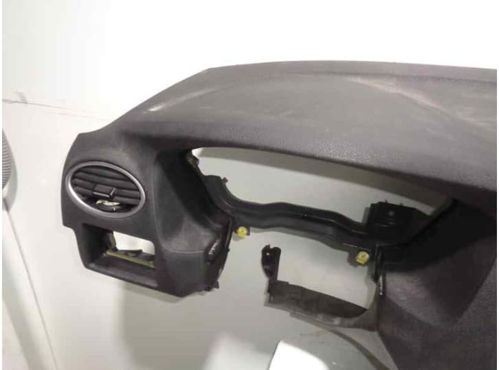 Recambio de salpicadero para ford focus ii descapotable 2.0 referencia OEM IAM  NEGRO 2
