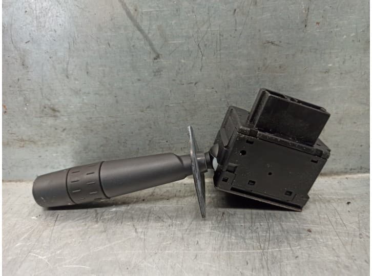 Recambio de mando limpia para peugeot 405 break referencia OEM IAM 96110450ZL 3