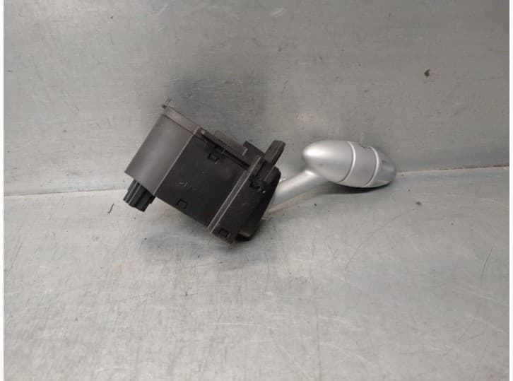 Recambio de mando limpia para mini mini (r50, r53) one referencia OEM IAM 1484331 2
