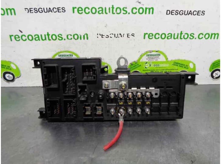 Recambio de caja reles / fusibles para volvo s80 i (184) 2.4 referencia OEM IAM 518829007 2