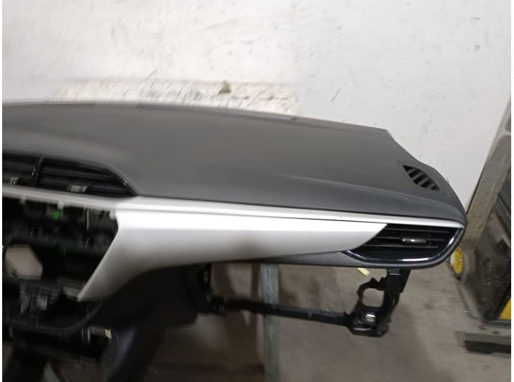 Recambio de salpicadero para opel corsa f (p2jo) 1.2 (68) referencia OEM IAM 5538237 4
