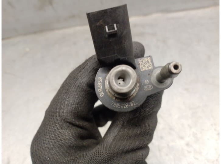 Recambio de inyector para bmw x1 (e84) xdrive 20 d referencia OEM IAM 780542803 5