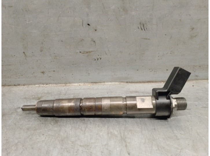 Recambio de inyector para bmw x1 (e84) xdrive 20 d referencia OEM IAM 780542803