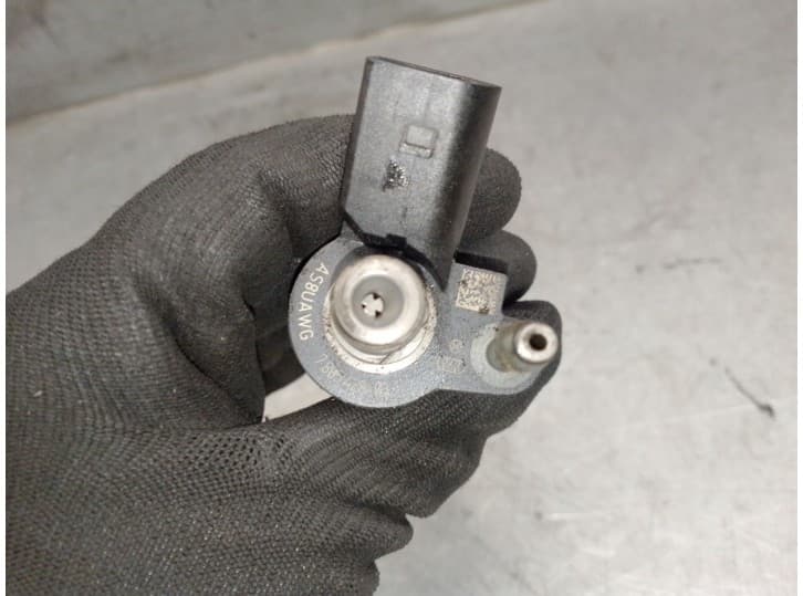 Recambio de inyector para bmw x1 (e84) xdrive 20 d referencia OEM IAM 780542803 4