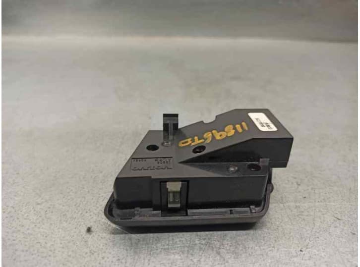 Recambio de mando para volvo xc90 i (275) t6 awd referencia OEM IAM 8666729 2