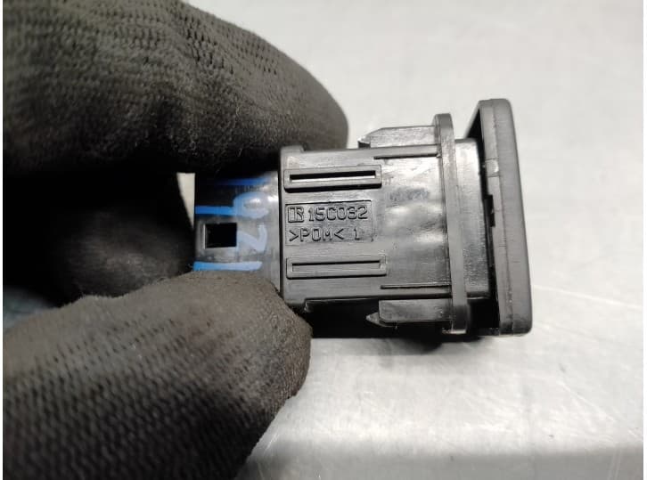 Recambio de interruptor para toyota yaris (_p13_) 1.0 (ksp130_) referencia OEM IAM 15C032 4