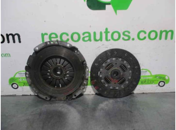 Recambio de kit embrague para hyundai lantra ii (j-2) 2.0 16v referencia OEM IAM 2