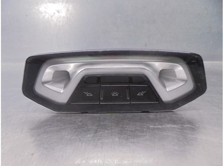 Recambio de luz interior para bmw 3 touring (g21, g81) 320 i referencia OEM IAM 791081201