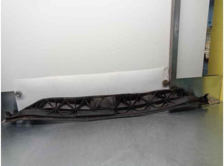 Recambio de torpedo para peugeot 1007 (km_) 1.4 referencia OEM IAM 9646176080 2