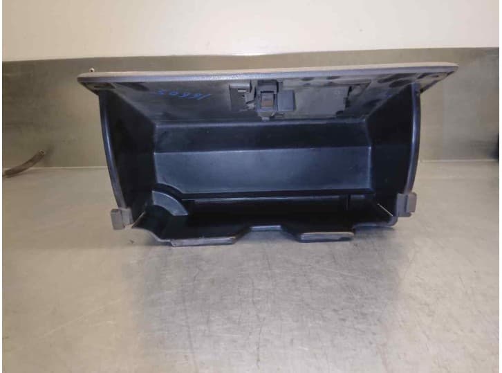 Recambio de guantera para ford explorer 4.0 v6 cat referencia OEM IAM F37B1006015AC 3