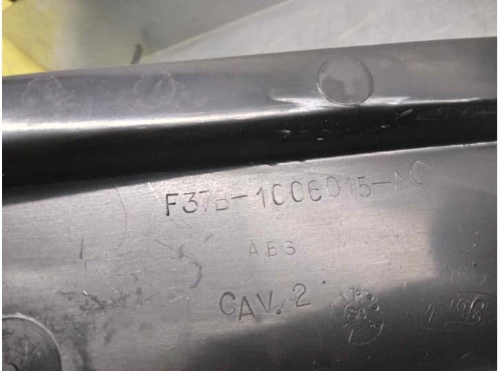 Recambio de guantera para ford explorer 4.0 v6 cat referencia OEM IAM F37B1006015AC 4