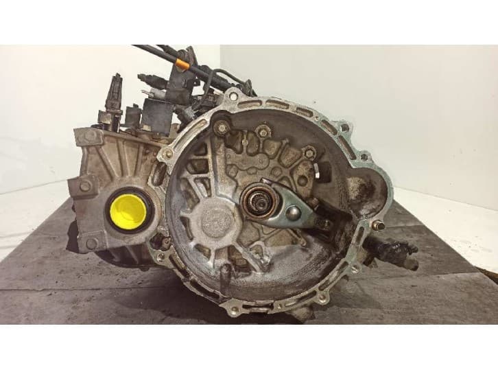 Recambio de caja cambios para hyundai i30 (fd) 1.6 crdi referencia OEM IAM S81767  570560