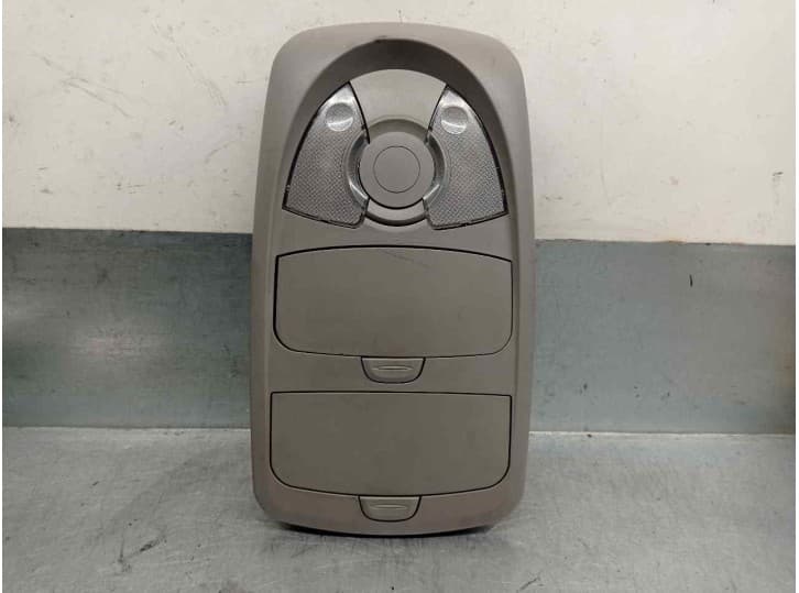 Recambio de luz interior para ssangyong kyron 2.0 xdi referencia OEM IAM 7765009100