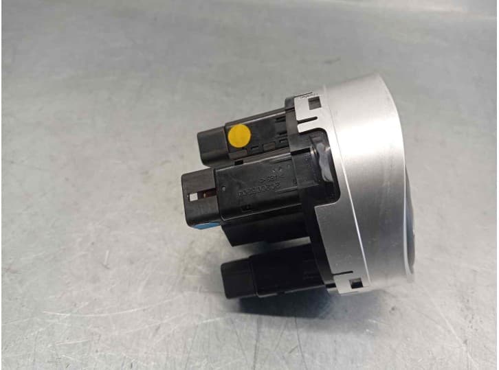 Recambio de warning para ssangyong kyron 2.0 xdi referencia OEM IAM 8520109010 2