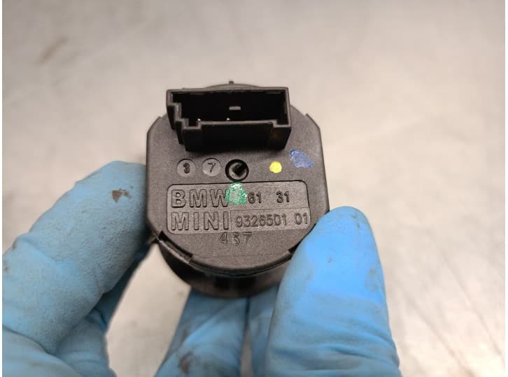 Recambio de interruptor para bmw 5 (g30, f90) 520 d referencia OEM IAM 9326501 61319483731 6
