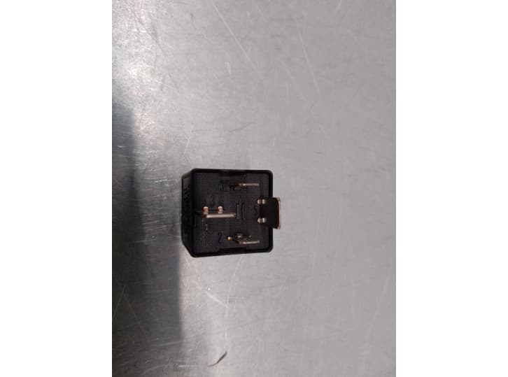 Recambio de rele para seat toledo ii (1m2) 1.9 tdi referencia OEM IAM 7M0951253 2