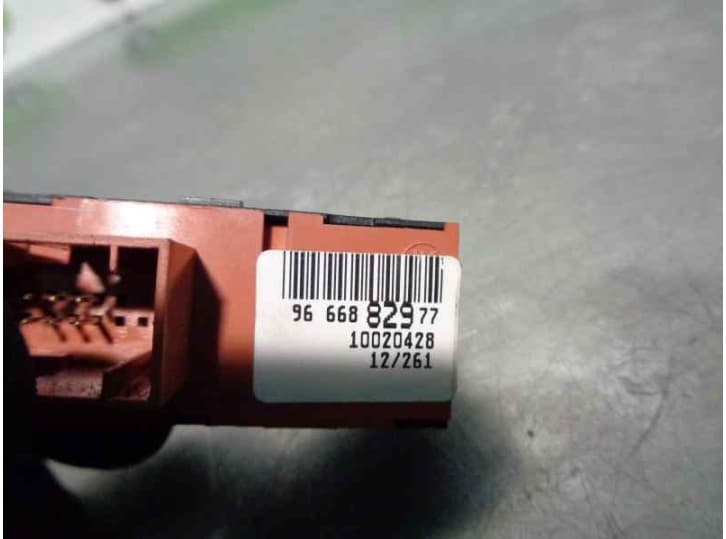 Recambio de mando para citroën c4 ii (nc_) 1.6 vti 120 referencia OEM IAM 9666882977 4
