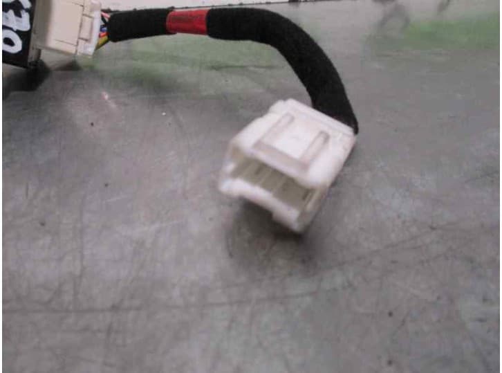 Recambio de mando retrovisor para kia carens iv 1.6 gdi referencia OEM IAM 93540A4000CA 2