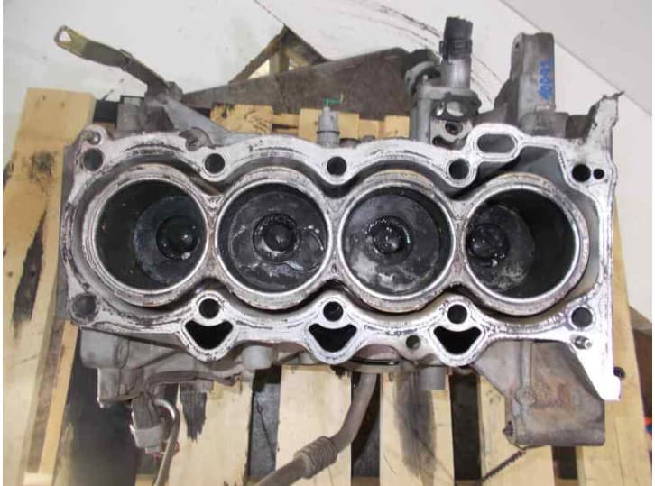Recambio de bloque para toyota yaris (_p1_) 1.4 d-4d (nlp10_) referencia OEM IAM 1NDTV  0114066 5