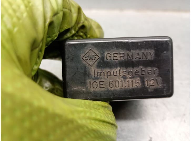Recambio de rele para mercedes-benz /8 (w114) 280 (114.060) referencia OEM IAM 601115 3