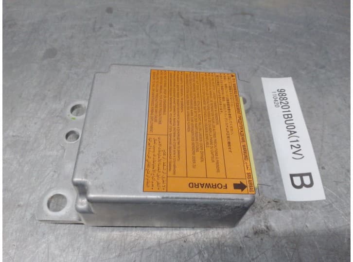Recambio de centralita airbag para infiniti ex 30d referencia OEM IAM 988201BU0A 3