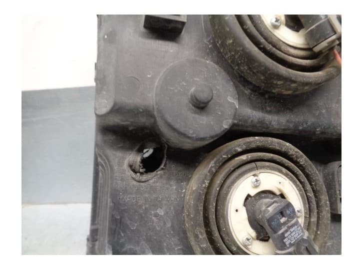 Recambio de faro derecho para jeep commander 3.0 crd cat referencia OEM IAM 55157206AE 5