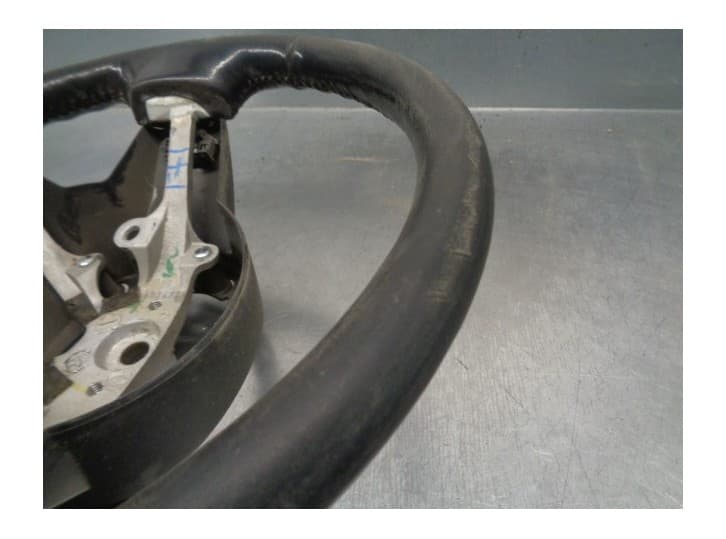 Recambio de volante para jeep commander 3.0 crd cat referencia OEM IAM 5JZ05XDVAE 3