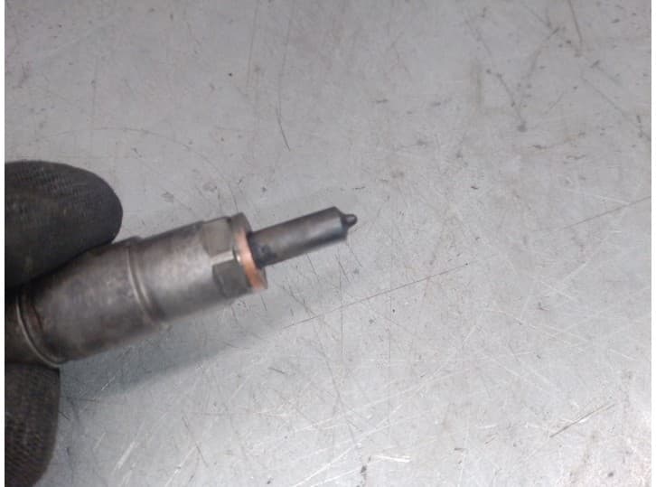 Recambio de inyector para ford ranger (et) 2.5 tddi referencia OEM IAM 0445110250 5
