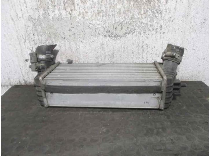 Recambio de intercooler para kia carens iv 1.7 crdi referencia OEM IAM 282702A820 3