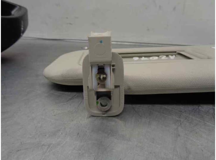 Recambio de parasol derecho para mazda 3 sedán (bm_, bn_) 2.0 referencia OEM IAM BHS369270 3