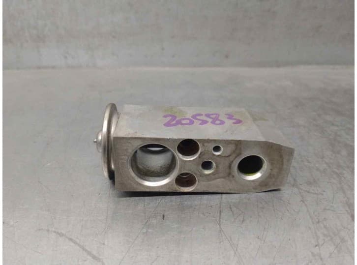 Recambio de valvula expansion para infiniti fx 37 awd referencia OEM IAM 922006N205