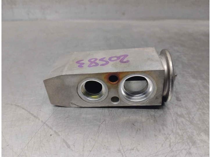 Recambio de valvula expansion para infiniti fx 37 awd referencia OEM IAM 922006N205 5
