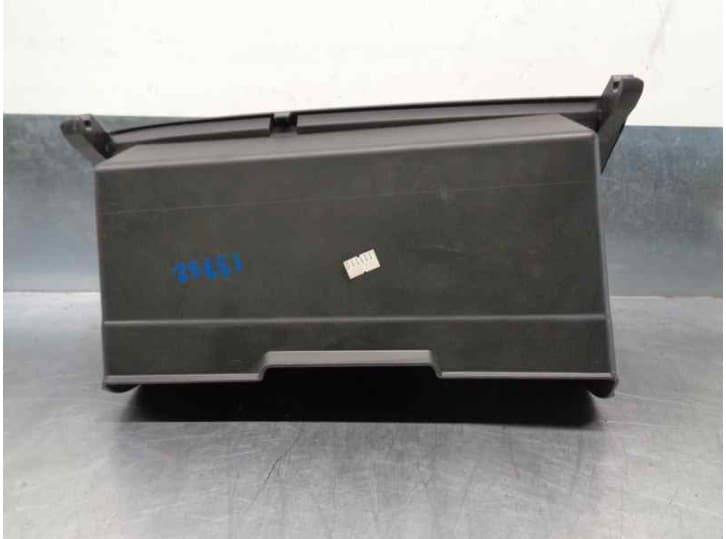 Recambio de guantera para chevrolet aveo sedán (t300) 1.3 d referencia OEM IAM 95908951 2