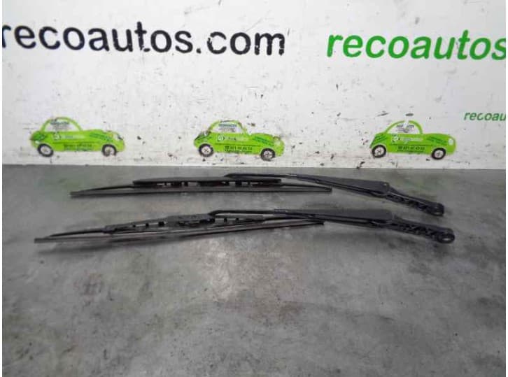 Recambio de brazo limpia delantero derecho para seat inca (6k9) 1.4 i referencia OEM IAM