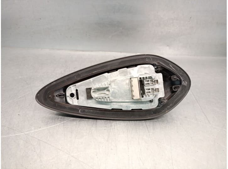 Recambio de antena para bmw 5 (g30, f90) 520 d referencia OEM IAM 930303705 65209303037 4