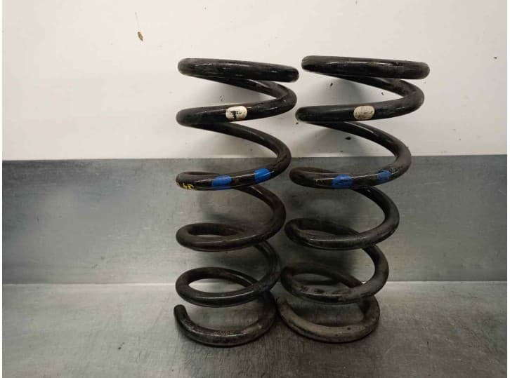 Recambio de muelle amortiguacion para infiniti fx 37 awd referencia OEM IAM 550201CA0A