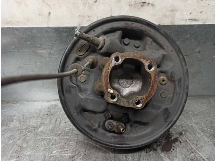 Recambio de mangueta trasera izquierda para mg zr 105 referencia OEM IAM