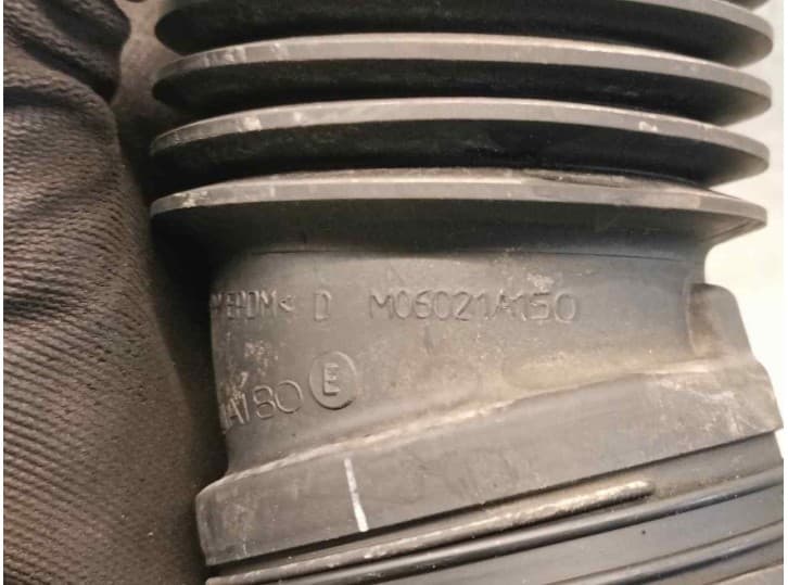 Recambio de tubo para citroën ds5 2.0 hdi 165 hybrid4 4x4 referencia OEM IAM M06021A180 5