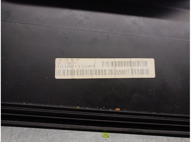 Recambio de moldura para hyundai h350 furgoneta 2.5 crdi referencia OEM IAM 8238559010 4