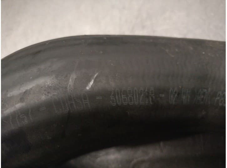Recambio de tubo para volvo s60 i (384) d5 referencia OEM IAM 30680218 30680218 4