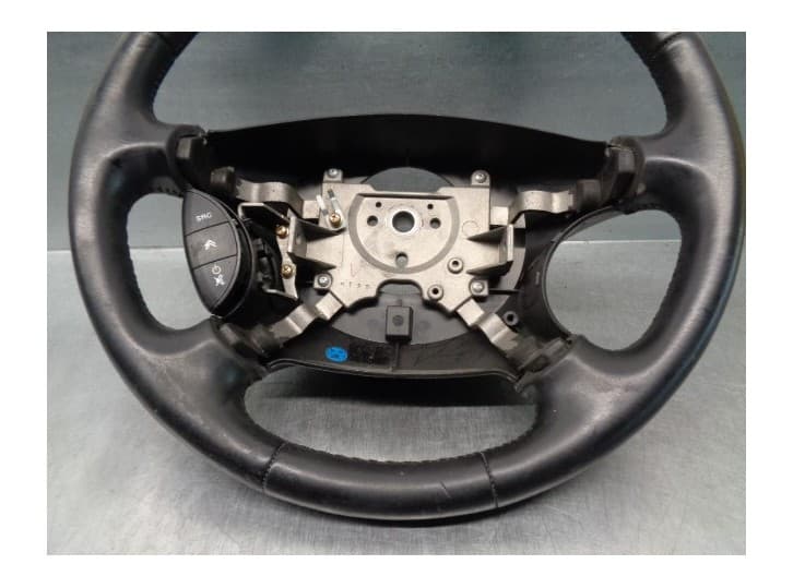 Recambio de volante para daewoo evanda (klal) 2.0 referencia OEM IAM 95828289 96328290 2
