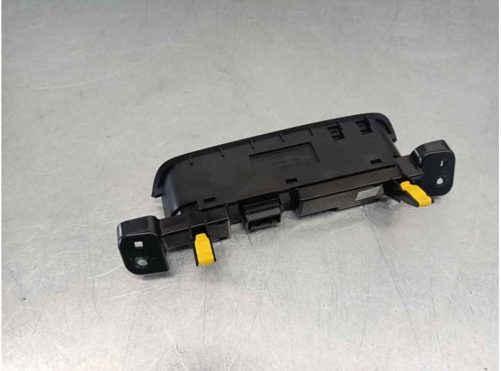 Recambio de warning para kia xceed (cd) 1.0 t-gdi referencia OEM IAM 93600J7000WK 4