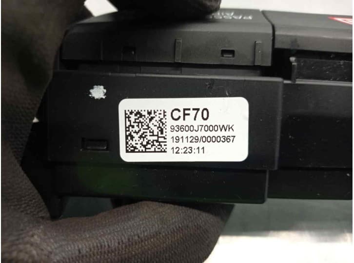 Recambio de warning para kia xceed (cd) 1.0 t-gdi referencia OEM IAM 93600J7000WK 5