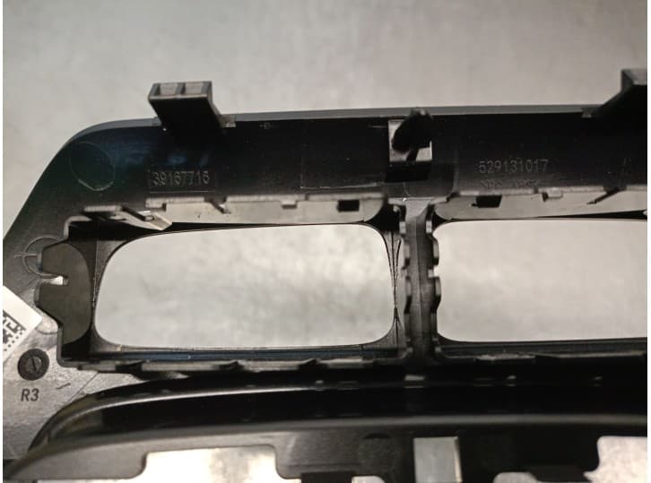 Recambio de moldura para opel corsa f (p2jo) 1.2 (68) referencia OEM IAM 529131017  39167715 4