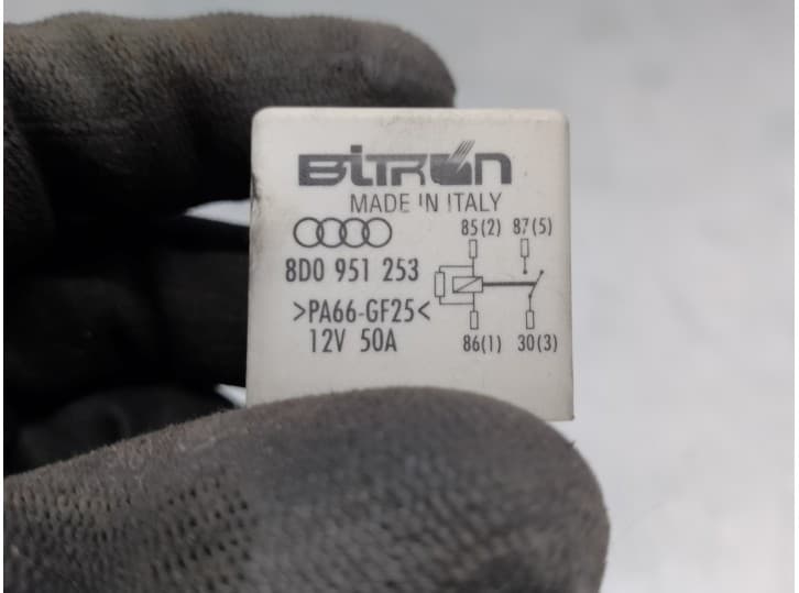 Recambio de rele para audi a4 b6 (8e2) 1.9 tdi referencia OEM IAM 8D0951253 3