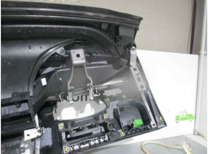 Recambio de salpicadero para citroën c4 cactus 1.2 thp 110 referencia OEM IAM  NEGRO Y GRIS 10