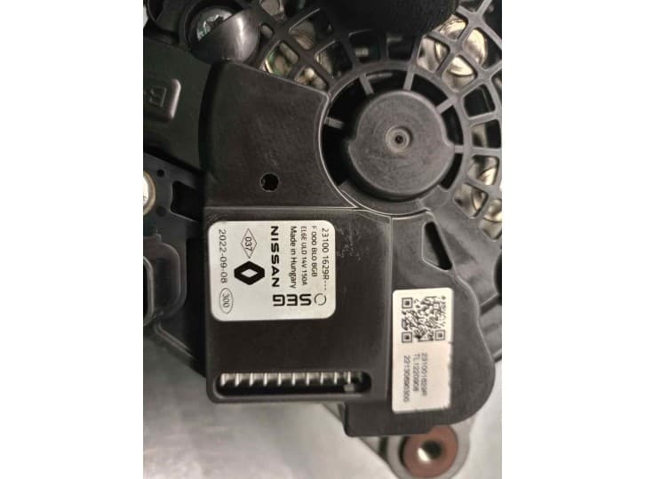 Recambio de alternador para dacia sandero iii 1.0 tce 90 referencia OEM IAM 231001629R 4