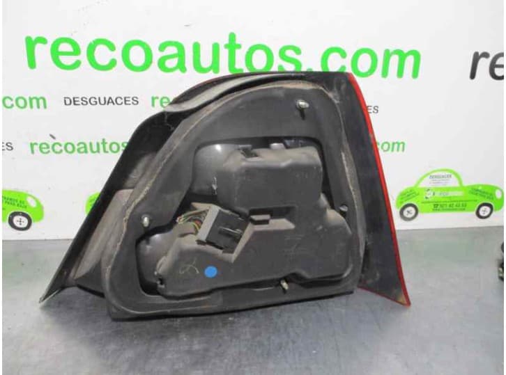 Recambio de piloto trasero izquierdo para mg zr 105 referencia OEM IAM 2